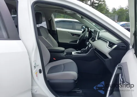 2019 Toyota Rav4 Xle from USA, damaged, VIN JTMP1RFV6KD515454